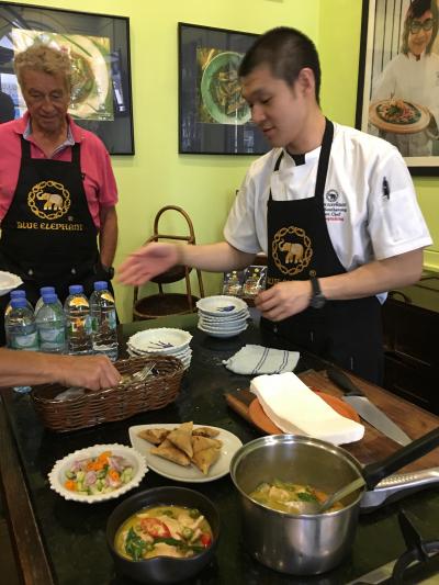 家族で高級タイ料理店での料理教室へGO！Blue Elephant Restaurant《バンコク》
