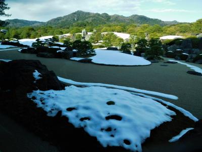 ２０１９年１月１日　その２　島根県　足立美術館　庭に一部雪が残っていました。