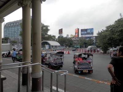 bkk9回2土曜2午後地下鉄MRTをあそぶ　ファランボーン駅とバンスー駅