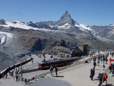 スイス・ツェルマットを拠点にトレッキングざんまいの旅♪　⑦ゴルナー氷河とトレッキングを楽しむ♪