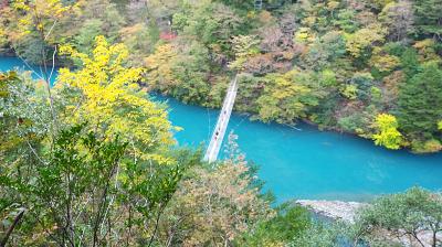 コバルトブルーのチンダル湖・寸又峡へ