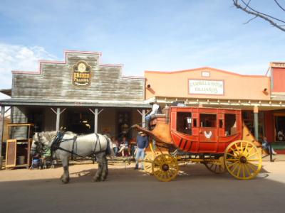 アリゾナ州 ツームストン　ー　西部劇「ＯＫ牧場」の町はタイムトリップ
