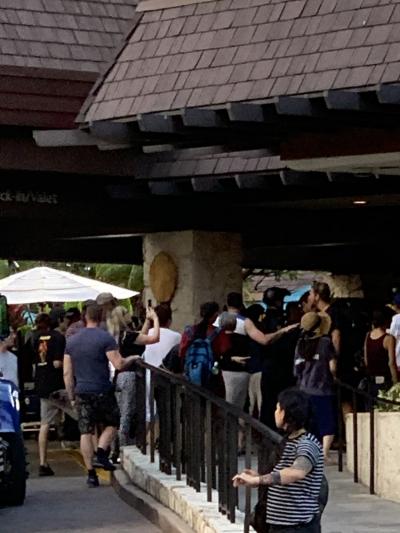 2019年11月　ブレーカーズホテル滞在中6 ファイブオー撮影中に遭遇