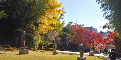 紅葉真っ盛りの笠間日動美術館へ