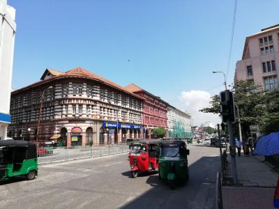 弾丸スリランカ1911　「初サウジアラビアの途中に、15年ぶりのコロンボを訪れました。」　～コロンボ～