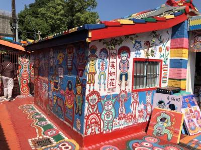 台湾縦断2泊4日 初日 台中 台湾新幹線3日間乗り放題パスで、お得に台北-台中、台北-高雄を満喫