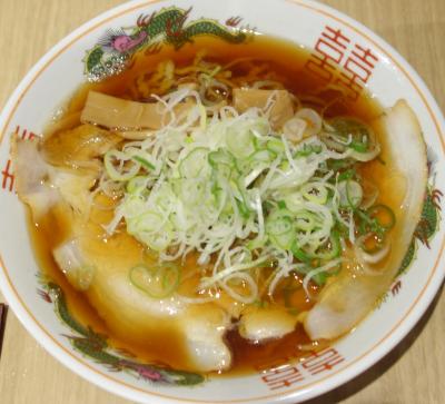 名古屋でラーメンといったら、名古屋驛麺通り。期間限定のお店でいただきました。