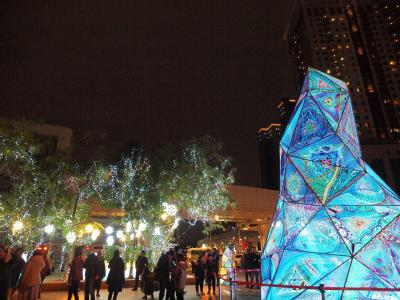 ３回目の台湾旅No.１＜板橋＞林本源園邸と板橋湳雅夜市　板橋駅前のキラキライルミネーション　「金色三麥」で干杯♪　