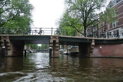 オランダ　アムステルダム　定番の運河クルーズを楽しみました。