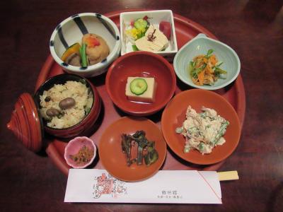 2019京都の紅葉⑫　鞍馬寺御用達「雍州路」の精進料理と貴船神社のライトアップ　