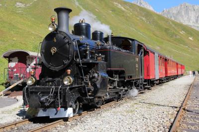シニアー夫婦のスイスゆっくり旅行30日　　(2)フルカ蒸気機関車牽引の保存鉄道 (9月21日)