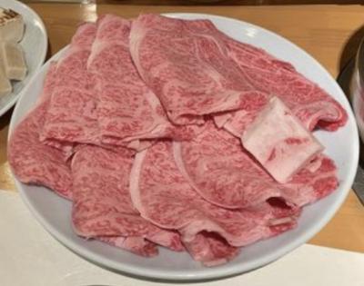 名古屋の老舗の肉の丸小本店のすき焼きディナー1回目