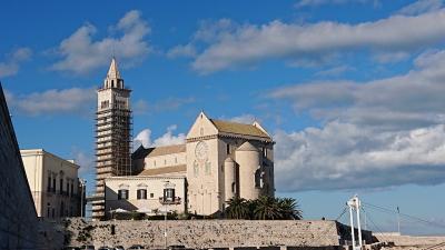 2019年末南イタリア旅行4 バーリからトラーニ、ビッシェリエ、モルフェッタと鉄道日帰りでプーリア・ロマネスク聖堂巡り