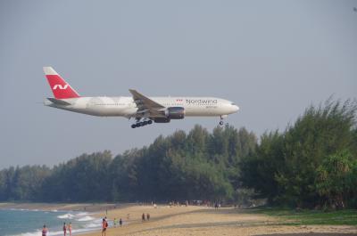 HKG-SIN-HKT-BKKアジアつまみ食い旅行