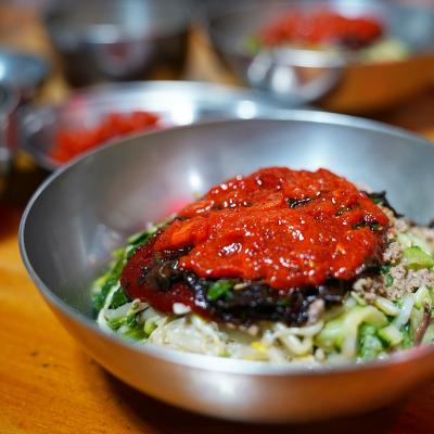 蟹、お刺身、ユッケ…贅沢で新鮮な食材を使った韓国グルメを食べるなら！