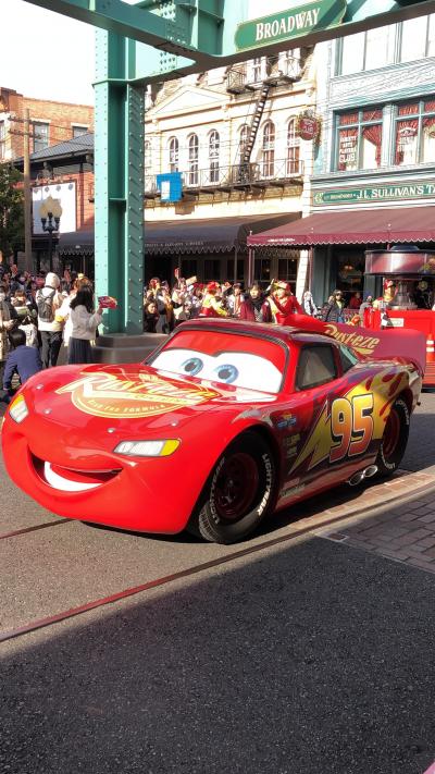 【東京ディズニーシー】ライトニングマックイーン・ヴィクトリーラップ