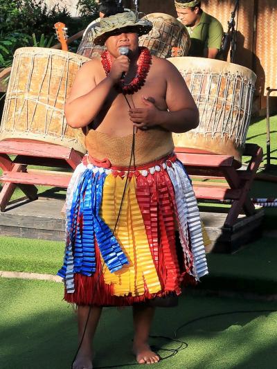 Oahu-21　ＰＣＣ　トンガ村　パフォーマンスショー　☆ナファ/太鼓の勇壮な演奏・鼻笛も