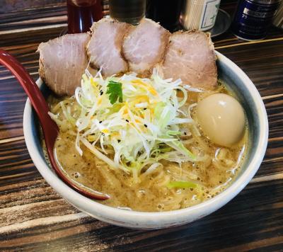 東武野田線大和田駅近くの人気行列店「中華そば 蛍」で正油・塩・味噌３種のラーメンを食べ比べる　