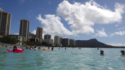 2020年1月　ほぼワイキキで過ごしたハワイ④：５日目・帰国日～エッジ・プールとワイキキビーチ満喫、カイマナ・ファームカフェなど