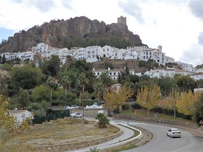 ２０１９　レンタカーで巡る秋のスペイン【８】　～白い村・サアラ・デ・ラ・シエラのちオルベラ～