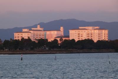 １１．年末年始のザ浜名湖2泊　朝の浜名湖畔の散歩道 