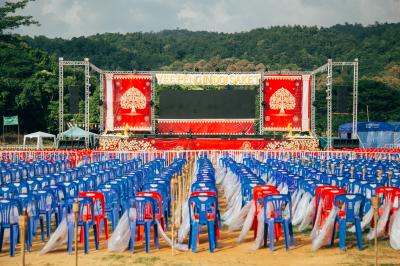 チェンマイコームロイ祭り2019年　インドイサケット