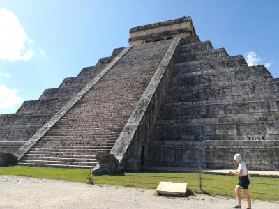 年を感じるメキシコ8日間の旅　4日目　チチェンイッツァ遺跡とセノーテイキル