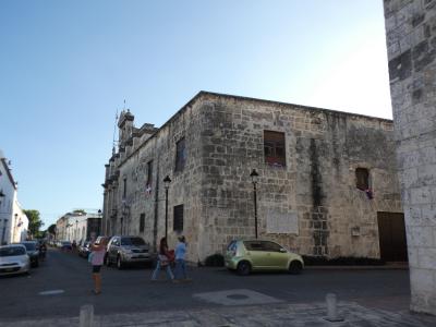 ドミ共 サントドミンゴ ラスダマス通り(Calle Las Damas, Santo Domingo, Rep Dominicana)