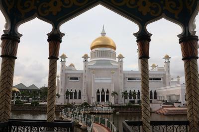 豊かな王国ブルネイってどんなところ?(1)オールドモスク&ニューモスク編