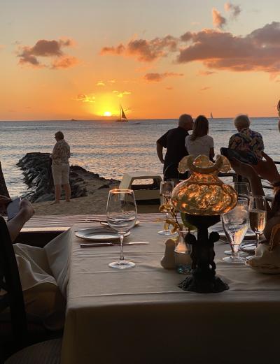 ホノルルでいいとこ取りホテルホッピング(^_-)☆ドルフィンアドベンチャーとミッシェルズ