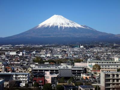 コロナでコロコロ。ヤケクソで、ウロウロ。　　4. (アジア系観光客の消えた、静かな) 富士山を満喫　