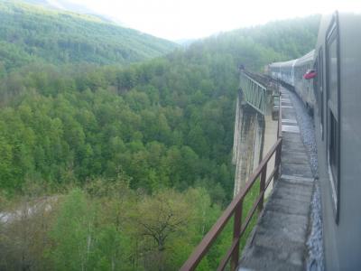 バール鉄道でモンテネグロへ（1605）