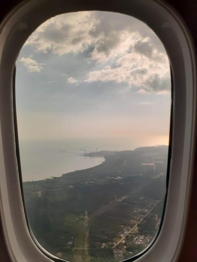 ぱくぱくモグモグ漫遊記inクアラルンプール ラウンジ諦めお腹すかせて機内満喫編