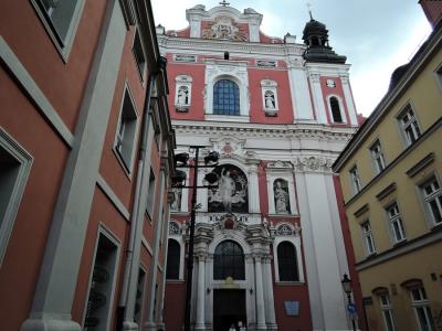 2019年夏　スロバキア・ポーランド旅行 最古の都市ポズナニ(ポーランド)2　教区教会・「スタリ・ブルヴァル」ショッピングセンター