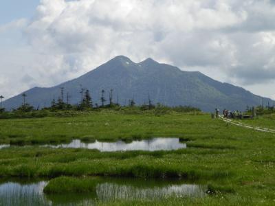 東日本大震災後の夏　人影まばらな尾瀬