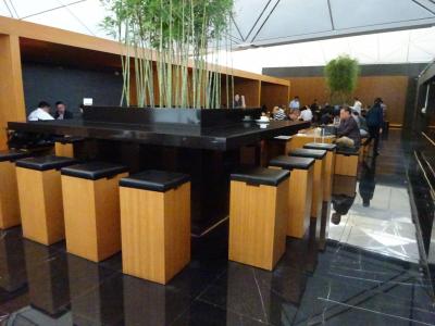 香港・マカオ旅行（5）　JAL026で帰国　港珠澳大橋とキャセイラウンジ