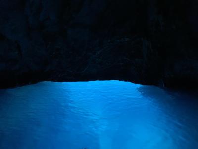 COLORS 橙・青・翠玉色の憧憬 Croatia へ2019　夏　5th days ～フヴァルで青の洞窟 