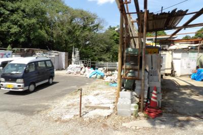 野庭団地端の道(横浜市港南区野庭町)