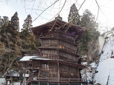 飯盛山②さざえ堂のらせん階段・白虎隊を祀る宇賀神様・白虎隊が逃げて来た洞穴、戸の口