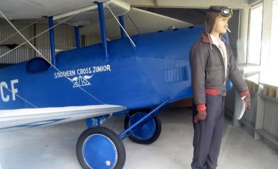 タスマン海を単独飛行したガイ・メンジーズ、ホキティカ、グレイマウスへ / 海外ツーリング-ニュージーランド編 5