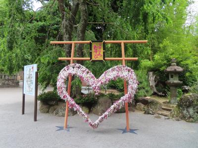 熱海伊豆山神社　参道は急です。