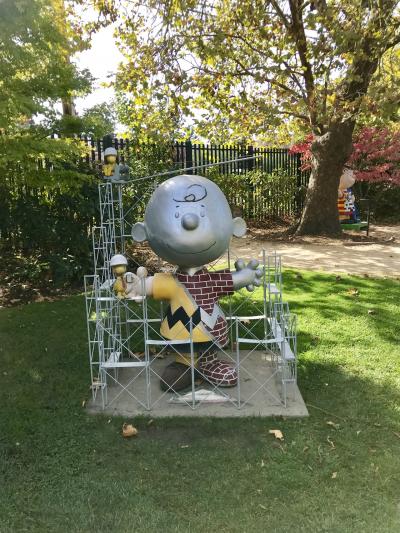 アメリカ  /サンタローザ　スヌーピーの故郷へ