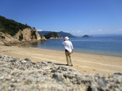 香川県 蔦島　　けっこう近くに無人島