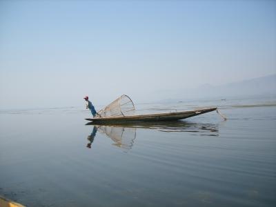 インレー湖にて―彼らの日常