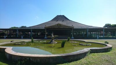 ジャワの休日（５）　古都スラカルタのマンクヌガラン王宮