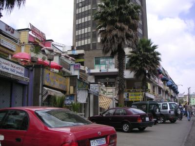 ぶらり東アフリカ・エチオピア編−想像以上の都会と完食できないグルメたち−