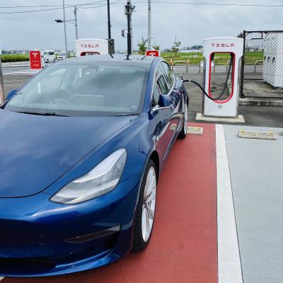高崎に行ったら、テスラのスーパーチャージャーがあったのよ