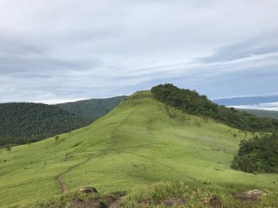 最近カンボジアで有名な大自然の山々