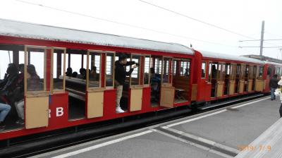 スイス　鉄道でぐるっと一回り１７日間（１３）　リギ山鉄道に乗って山頂展望台へ　
