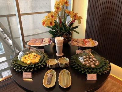 スワンナプーム空港、トランジットでラウンジ三昧　